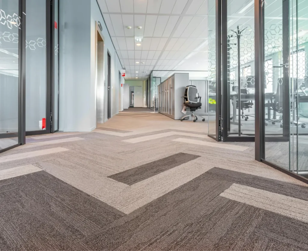 Service Commercial Carpet Cleaning 1